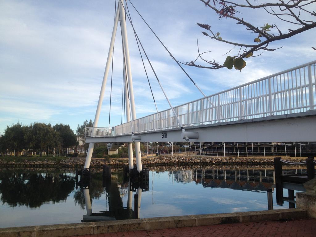 Mandurah Ocean Marina Chalets Luaran gambar