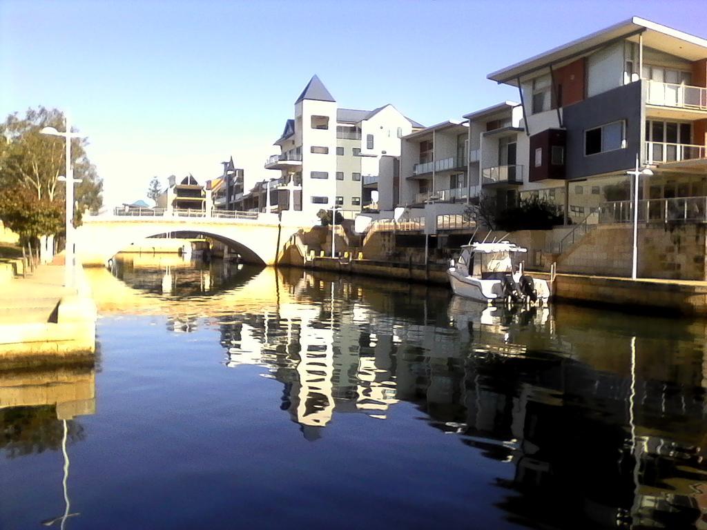 Mandurah Ocean Marina Chalets Luaran gambar