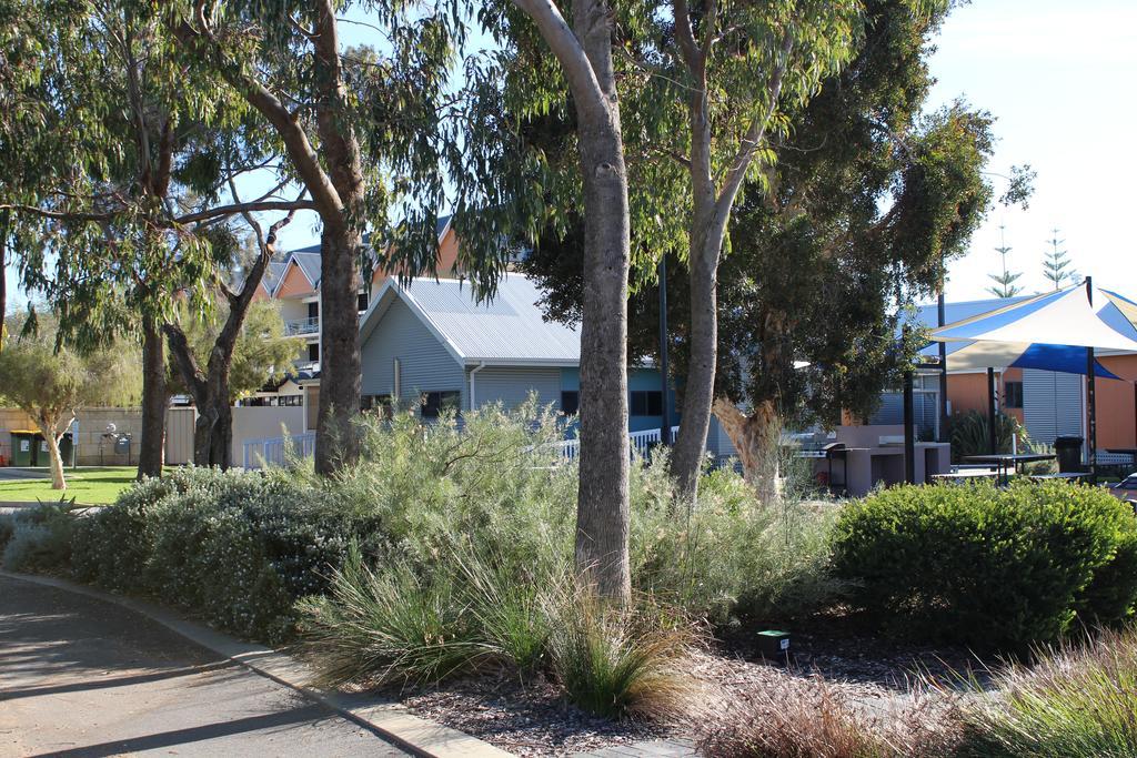 Mandurah Ocean Marina Chalets Luaran gambar